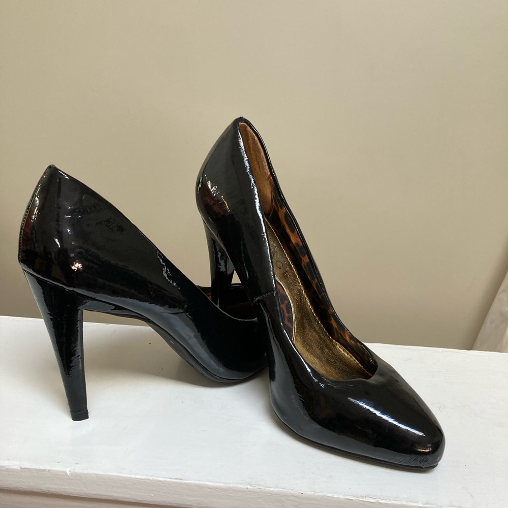 New Patent Leather Pump by Rampage Black Gold Animal Print High Heel Size 8 NWOT